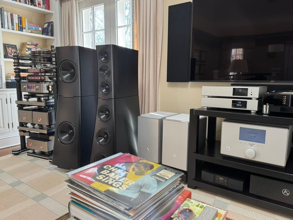 Audionet STERN with 2x HEISENBERG, Master Fidelity NADAC C and NADAC D, Kronos Audio Discovery turntable, tonearm, and phono stage, DeJitter It Switch X, 2x NUC-X, Kubala-Sosna XPander2 and Ovation cables throughout, and YG Acoustics XV Studio loudspeakers