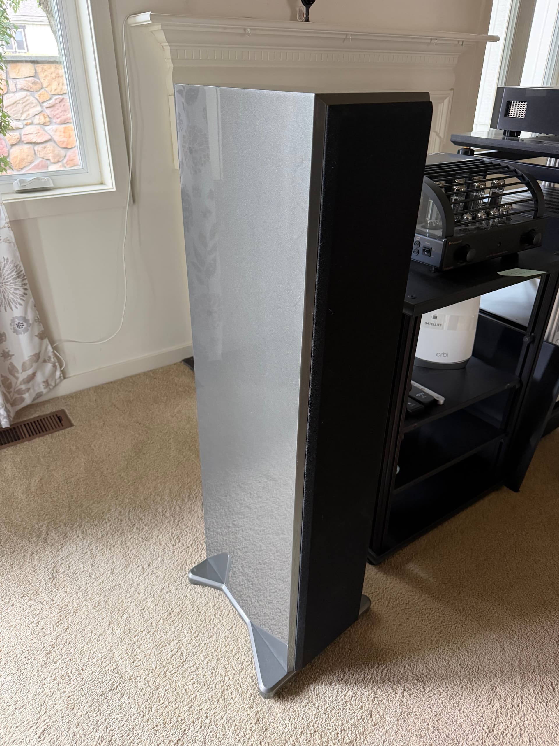 Von Schweikert Audio / Endeavor Special Edition (ESE) Loudspeakers — view 1