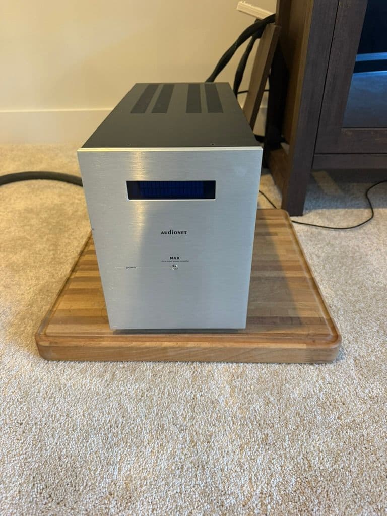 Audionet MAX Monoblock Amplifier — view 1