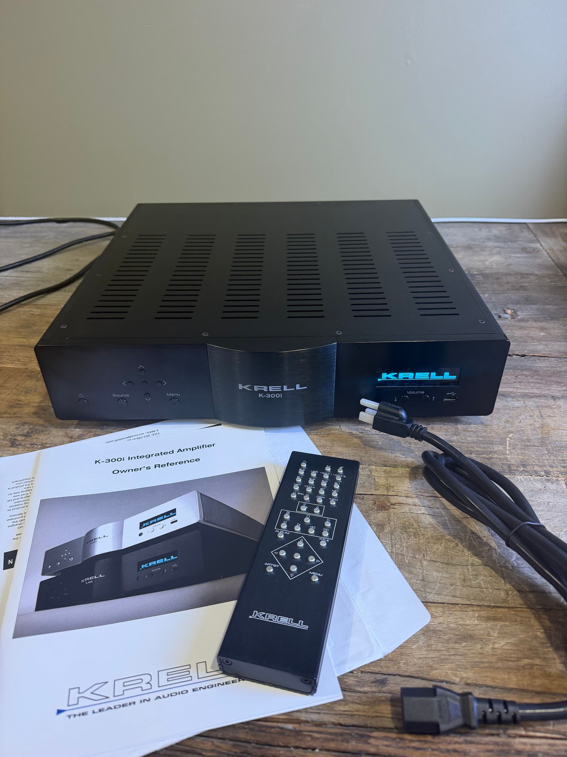 Krell K-300i Integrated Amplifier with DAC / Streaming Module — view 1